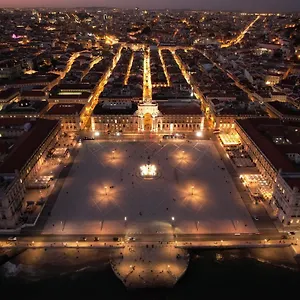 heart-of-lisbon-chiado-me-2.hotels-lisbon-portugal.com/